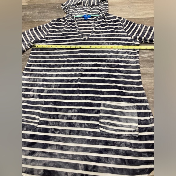Blue Curl Beachwear Navy Blue Striped Swim Coverup Hooded with 3/4 Sleeves - Picture 11 of 11
